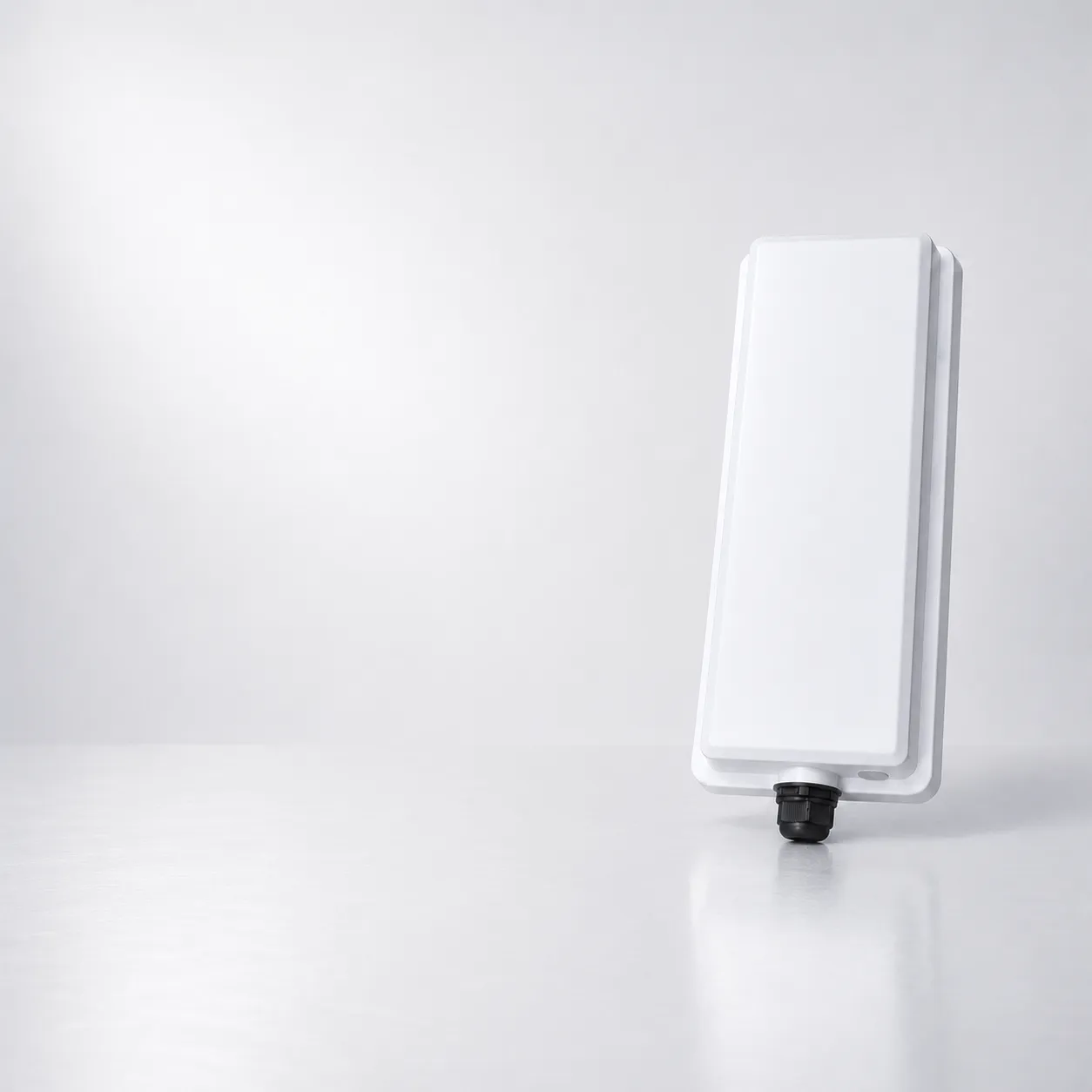 WIS X619 AF 6GHz Wi-Fi 6E panel radio